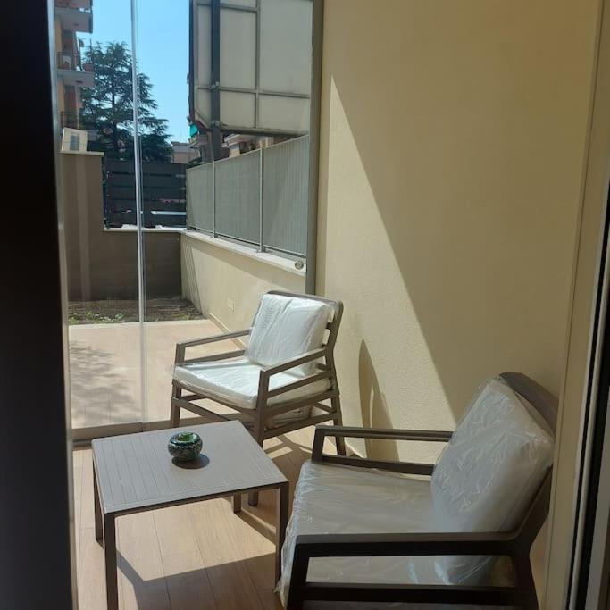 Apartamento Monolocale Nuova Costruzione Con Giardino