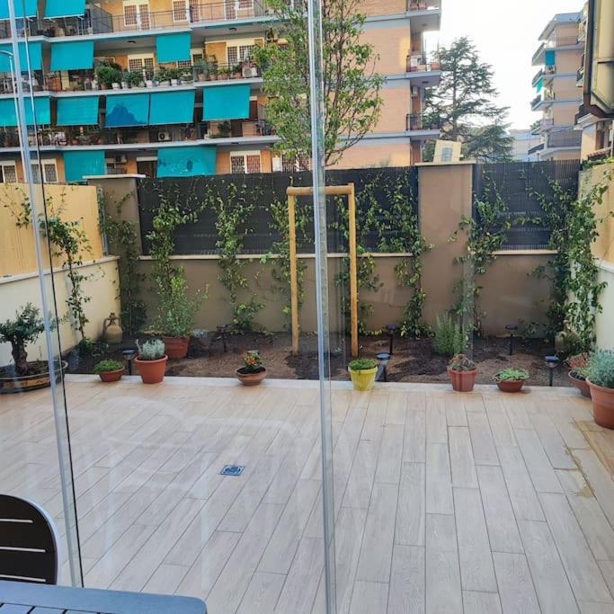 Apartamento Monolocale Nuova Costruzione Con Giardino